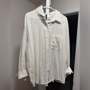 H&M Off-White Button Down Shirt